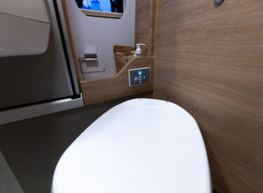 Knaus boxdrive 600 xl for sale ,off grid , huge spec .