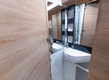 Knaus boxdrive 600 xl for sale ,off grid , huge spec .