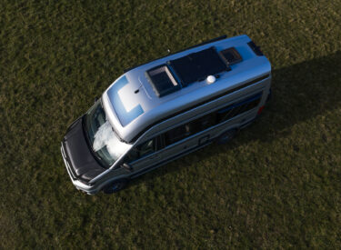 defaultKnaus boxdrive 600 xl for sale ,off grid , huge spec .