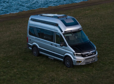 defaultKnaus boxdrive 600 xl for sale ,off grid , huge spec .